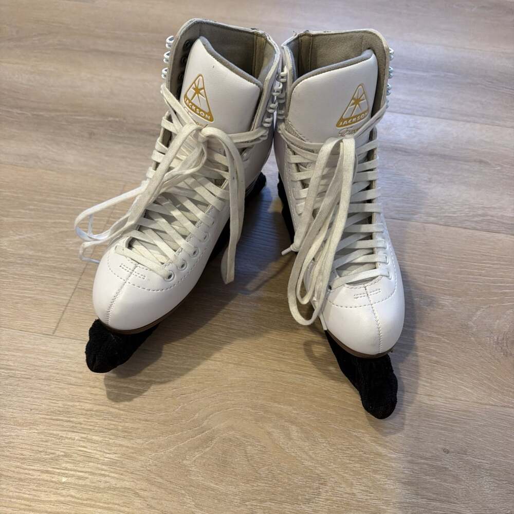 Jackson Ultima Excel Women's Figure Ice Skates Blade Mark 9 1/3 Size 5 1/2 C